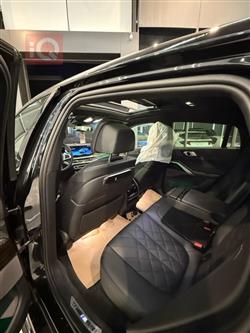 بی ئێم دەبڵیو X6